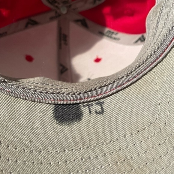 HARVARD UNIVERSITY CRIMSON RED BASEBALL CAP EMBROIDERED WHITE H, SIZE S-M - Picture 2 of 3